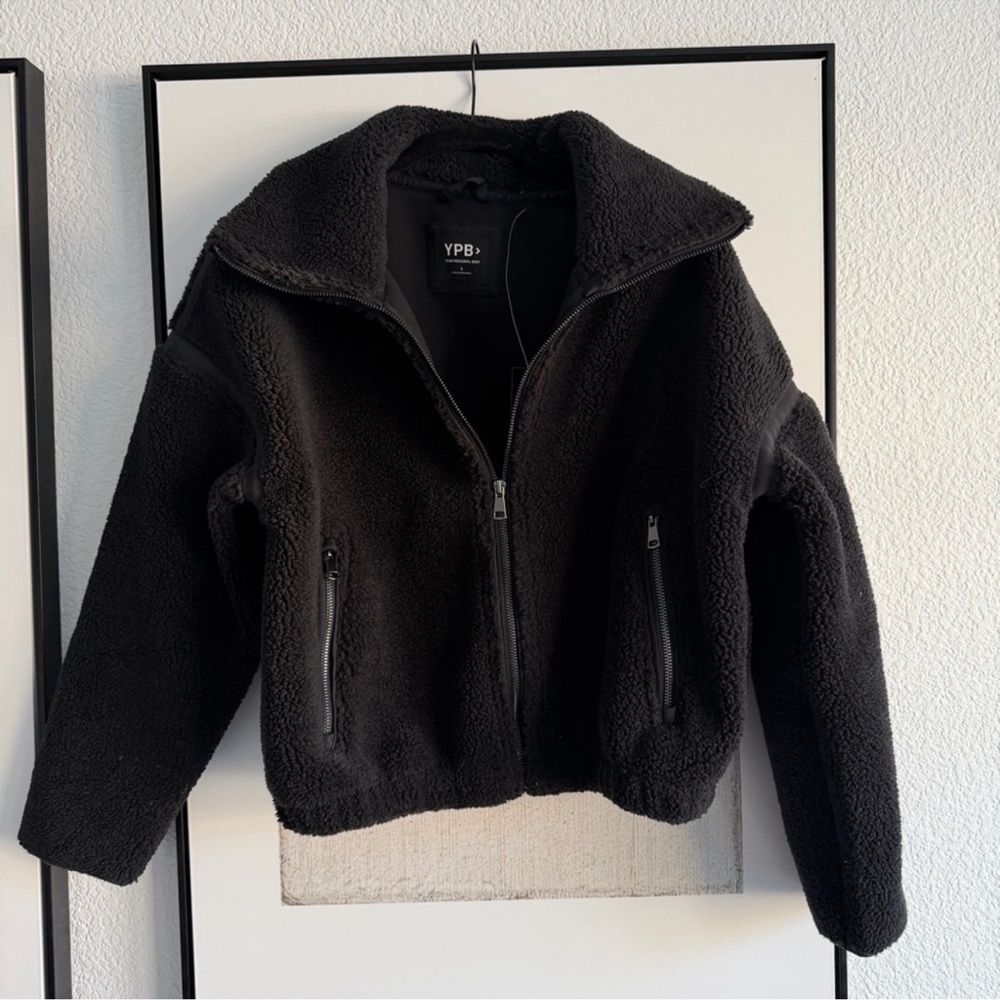Abercrombie & Fitch YPB Sherpa Fleece Activewear Jacket - Picture 2 of 3